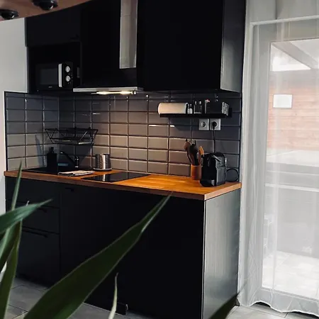 Apartment Madarfeszek