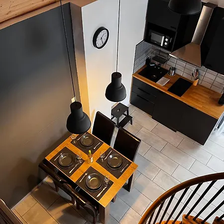 Apartment Madarfeszek
